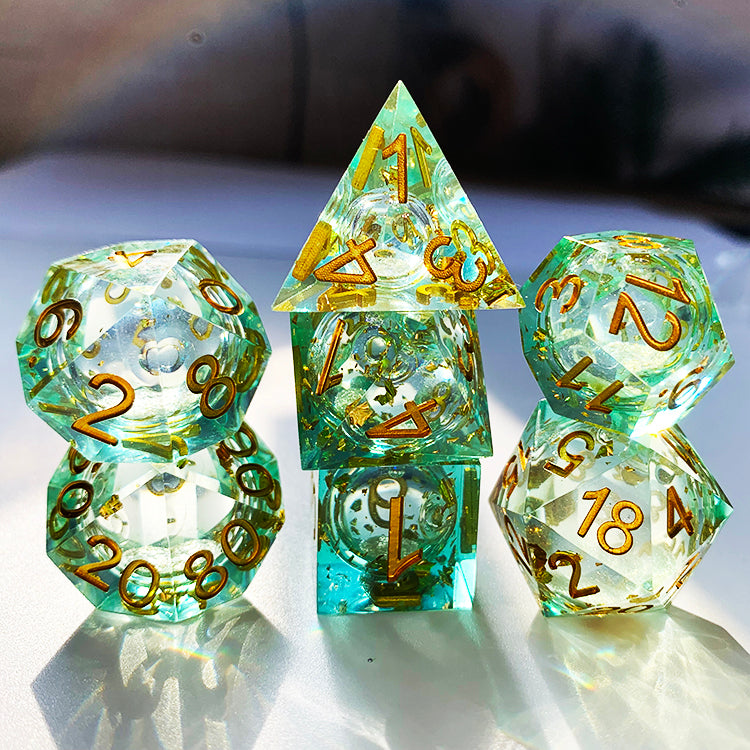 Handmade liquid core dice set for role playing games , Resin dungeons and dragons dice set for gift , Polyhedral dice set