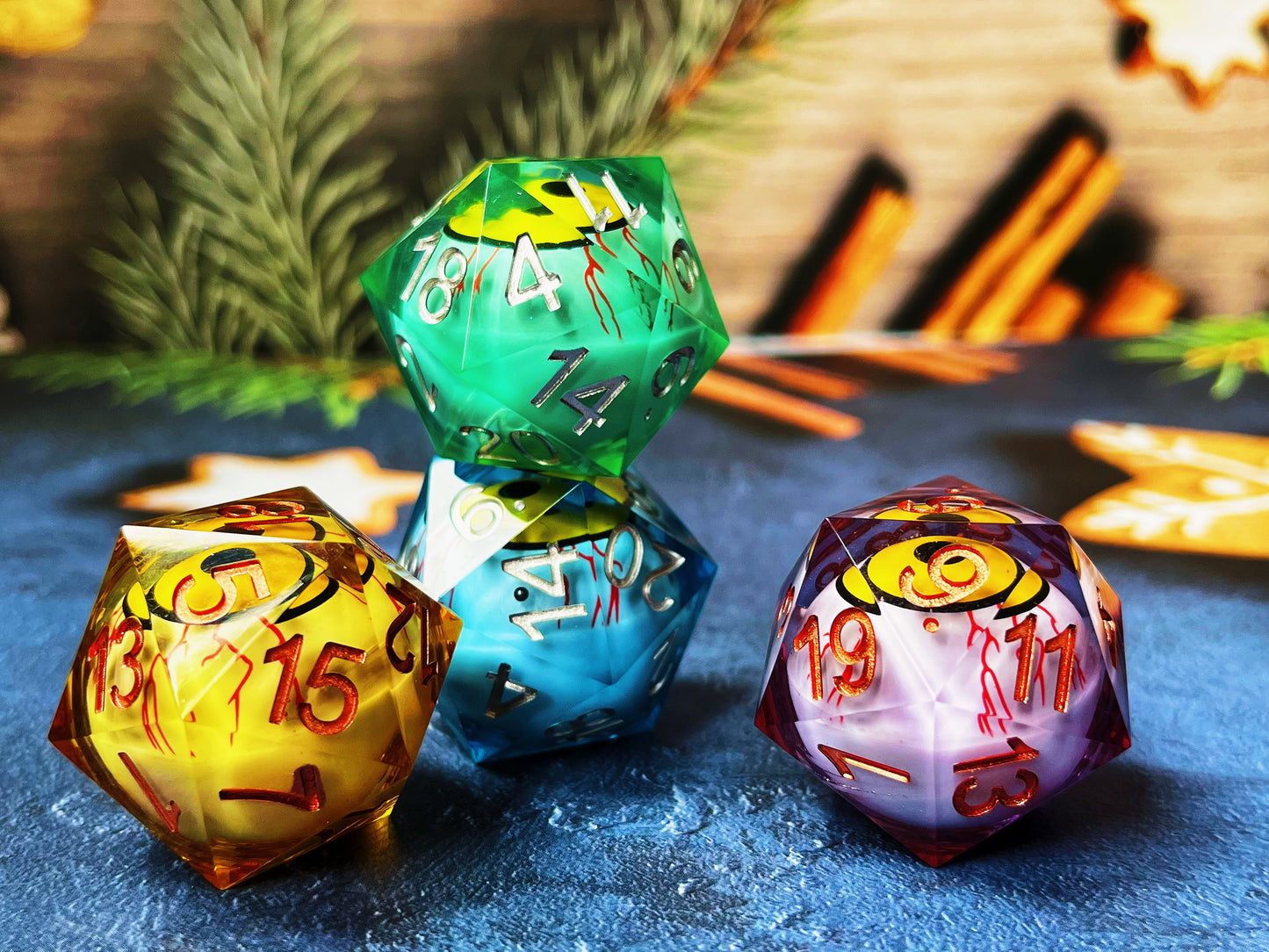 Oversize 33mm D20  liquid core dragan eye liquid core dice