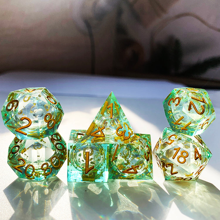Handmade liquid core dice set for role playing games , Resin dungeons and dragons dice set for gift , Polyhedral dice set
