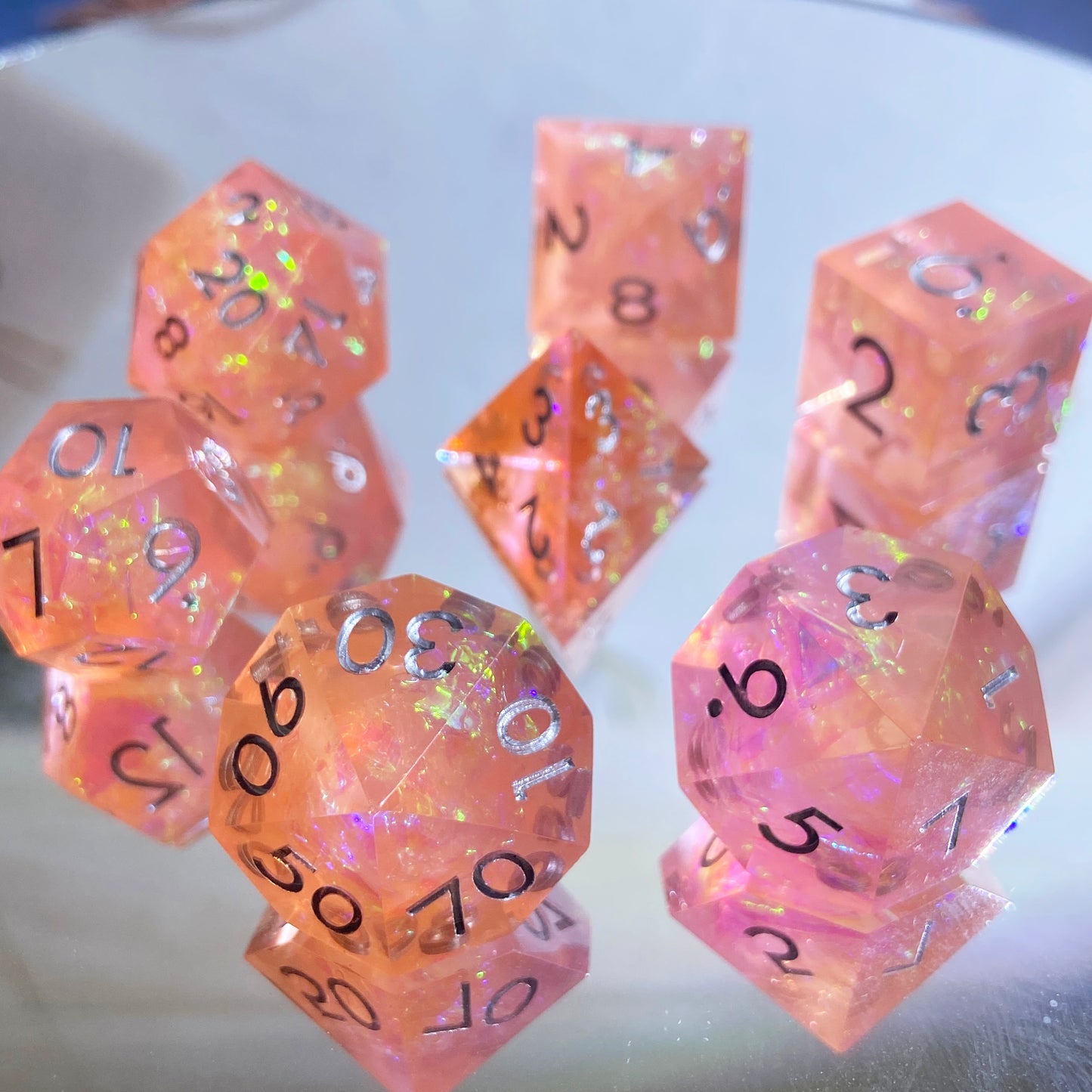 Handmade Dungeons and Dragons Dice , Resin Sharp Edges Dice D&D Dice Set