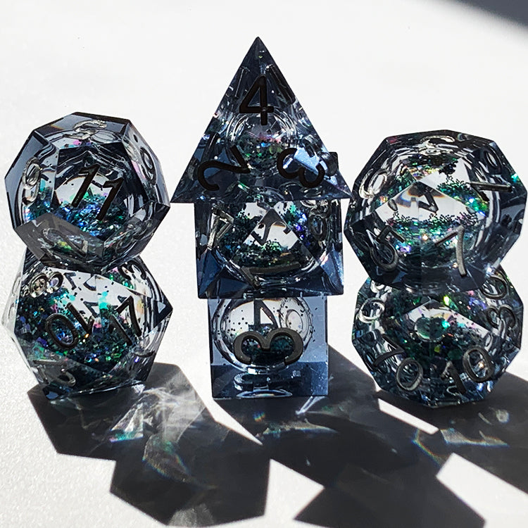 Liquid core dice set for role playing games , Full galaxy dnd dice set for gift , Resin sharp edge dice set liquid core , 7 PCS d&d dice set